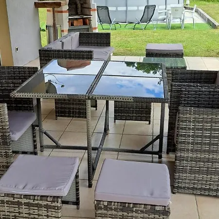 Grande Maison De 152 M² /6 Pers. * Salles (Gironde)